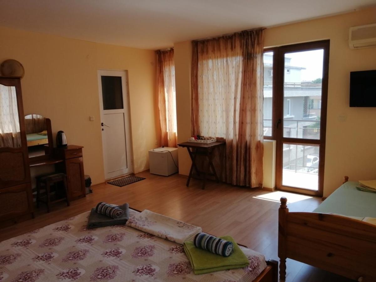 Guest House "Zora - Sarafovo" Burgas Ngoại thất bức ảnh
