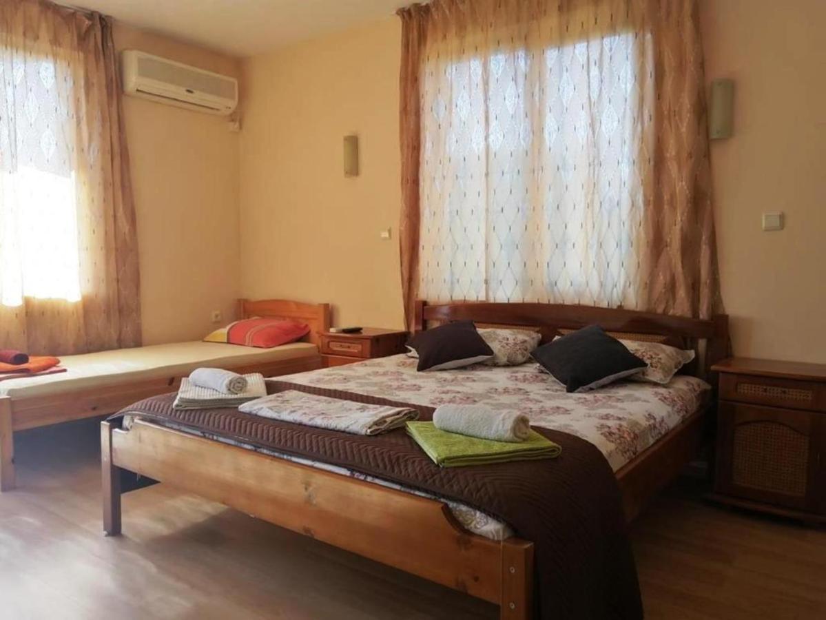 Guest House "Zora - Sarafovo" Burgas Ngoại thất bức ảnh