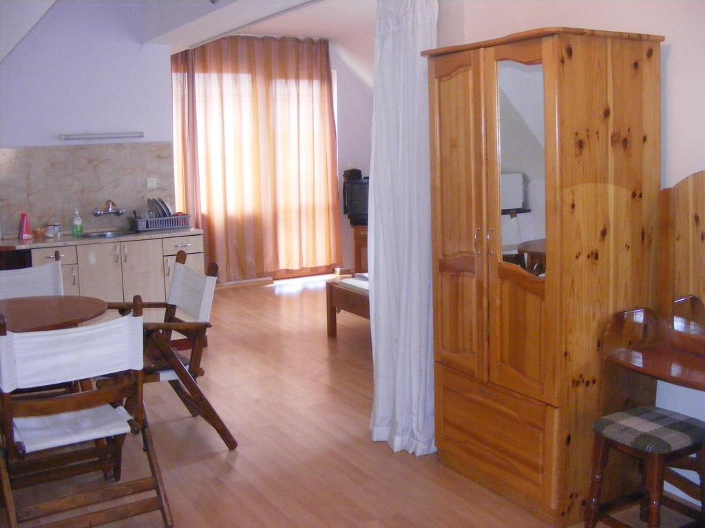 Guest House "Zora - Sarafovo" Burgas Ngoại thất bức ảnh