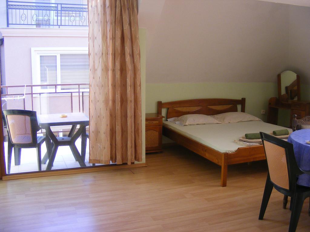 Guest House "Zora - Sarafovo" Burgas Ngoại thất bức ảnh