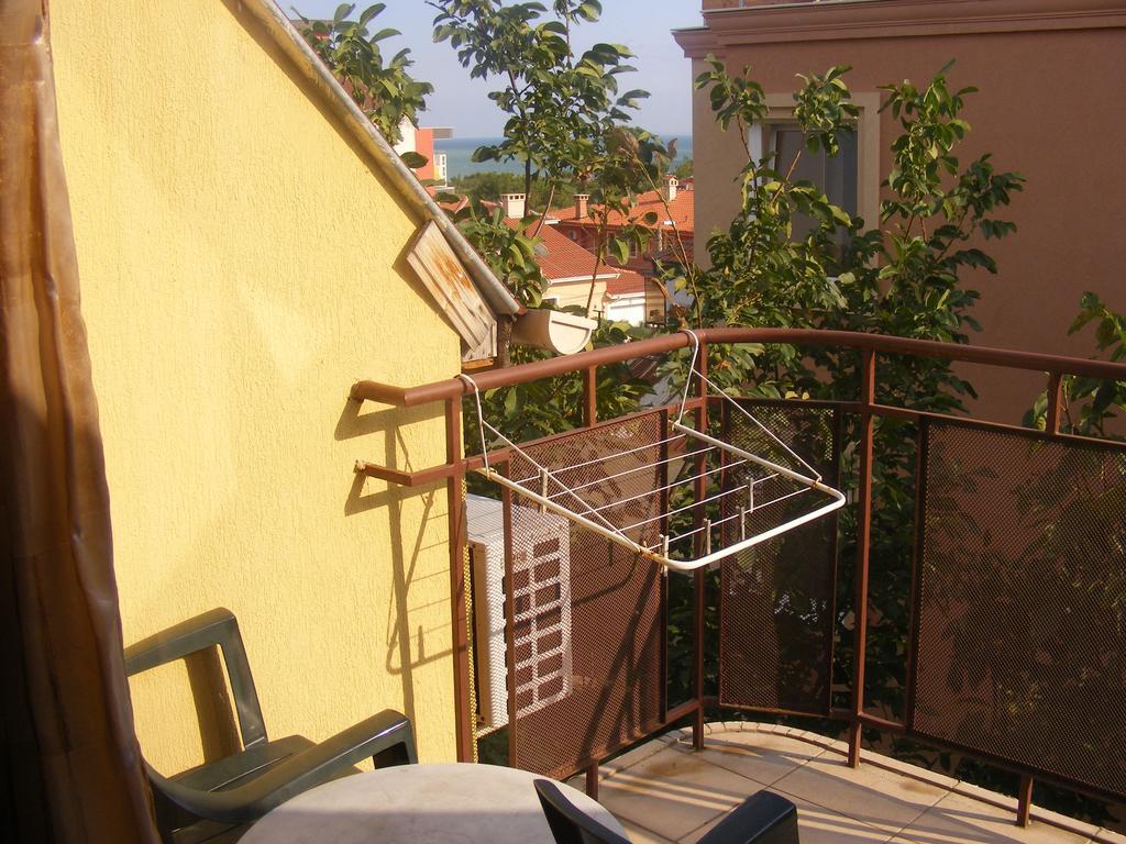 Guest House "Zora - Sarafovo" Burgas Ngoại thất bức ảnh