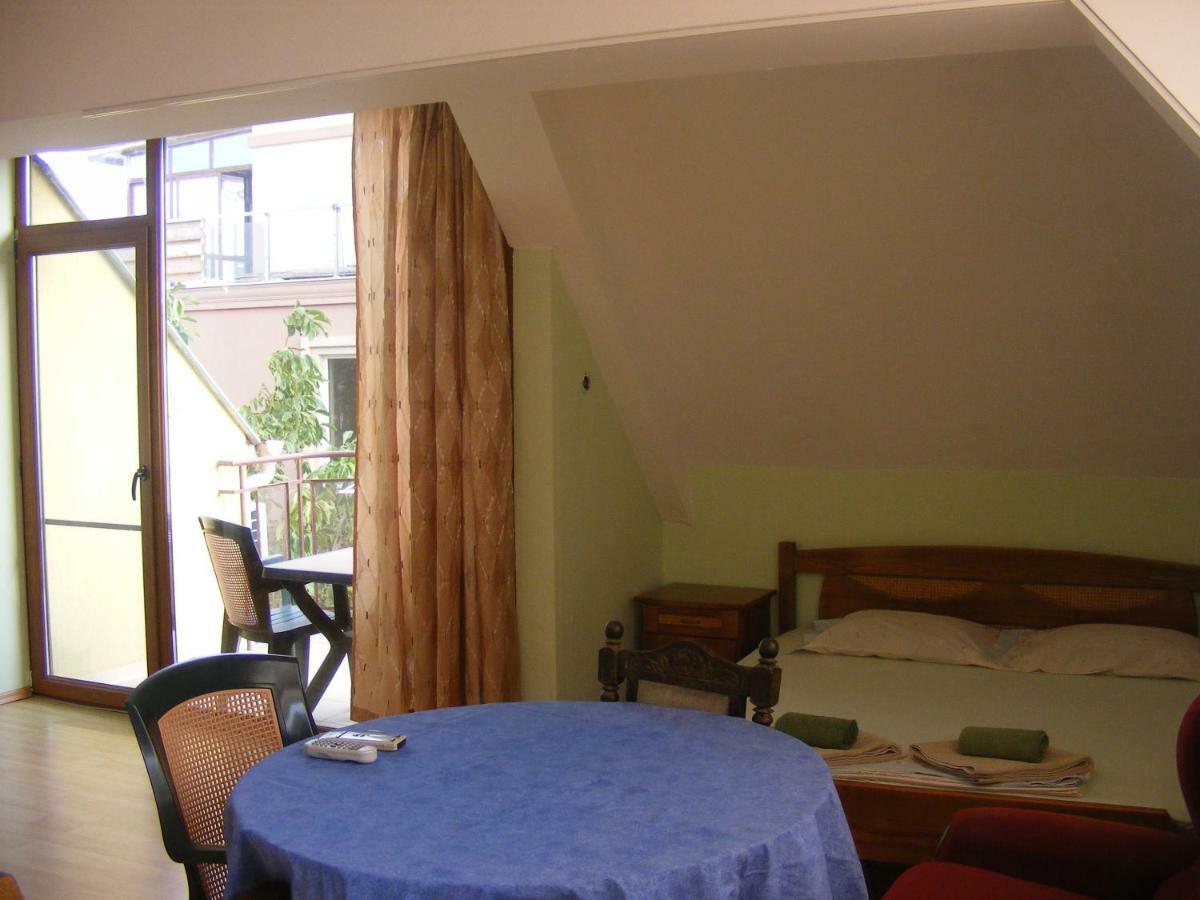 Guest House "Zora - Sarafovo" Burgas Ngoại thất bức ảnh